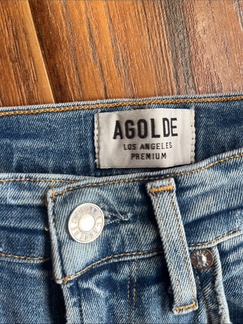 Agolde Light Blue Distressed Skinny Jeans - Size 25 - Picture 2 of 8